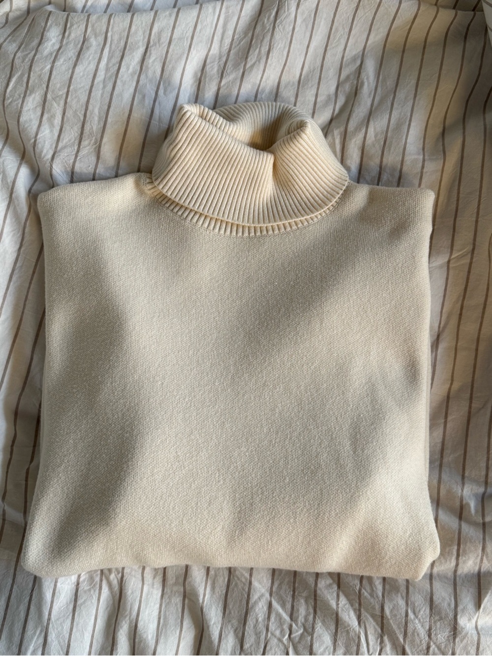 Zara Men's Cream Turtleneck Sweater